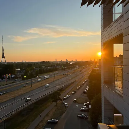 Krasta Home Apartament Parking & With City & River View * Riga